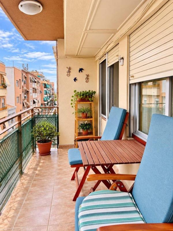 Sale of apartment in Piso en Calle del Ingeniero Canales, Plà del Bon Repòs-La Goteta, Alicante / Alacant, Alicante
photo 1