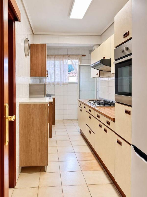 Sale of apartment in Piso en Calle del Ingeniero Canales, Plà del Bon Repòs-La Goteta, Alicante / Alacant, Alicante
photo 4