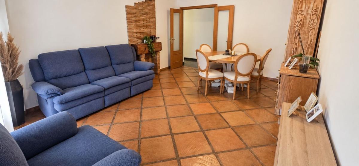Sale of apartment in Piso en Centro Urbano, Denia, Denia
photo 2