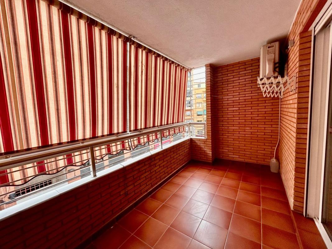 Продажа квартиры на Piso en Calle Rosello, Altozano, Alicante / Alacant, Аликанте / Алакант
 photo 4