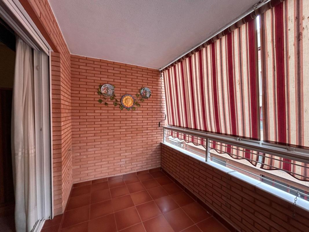 Продажа квартиры на Piso en Calle Rosello, Altozano, Alicante / Alacant, Аликанте / Алакант
 photo 5