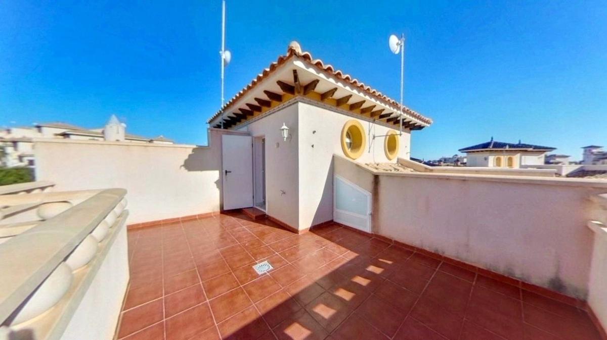 Недвижимость на продажу и в аренду в Испании photo 3