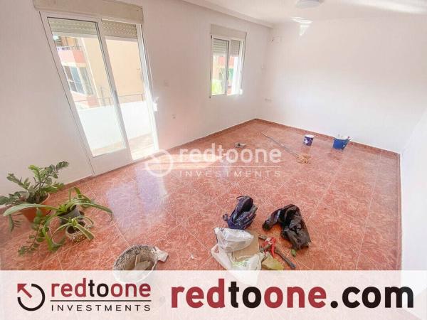 Sale of flat in Piso en Colonia Requena - Virgen del Carmen, Alicante / Alacant, Alicante
 photo 1