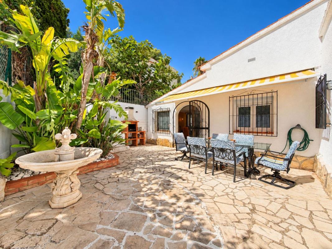 Properties for sale and rent in Spain photo 5