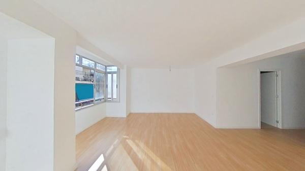 Sale of flat in Piso en Carolinas Altas, Alicante / Alacant, Alicante
thumbnail 3
