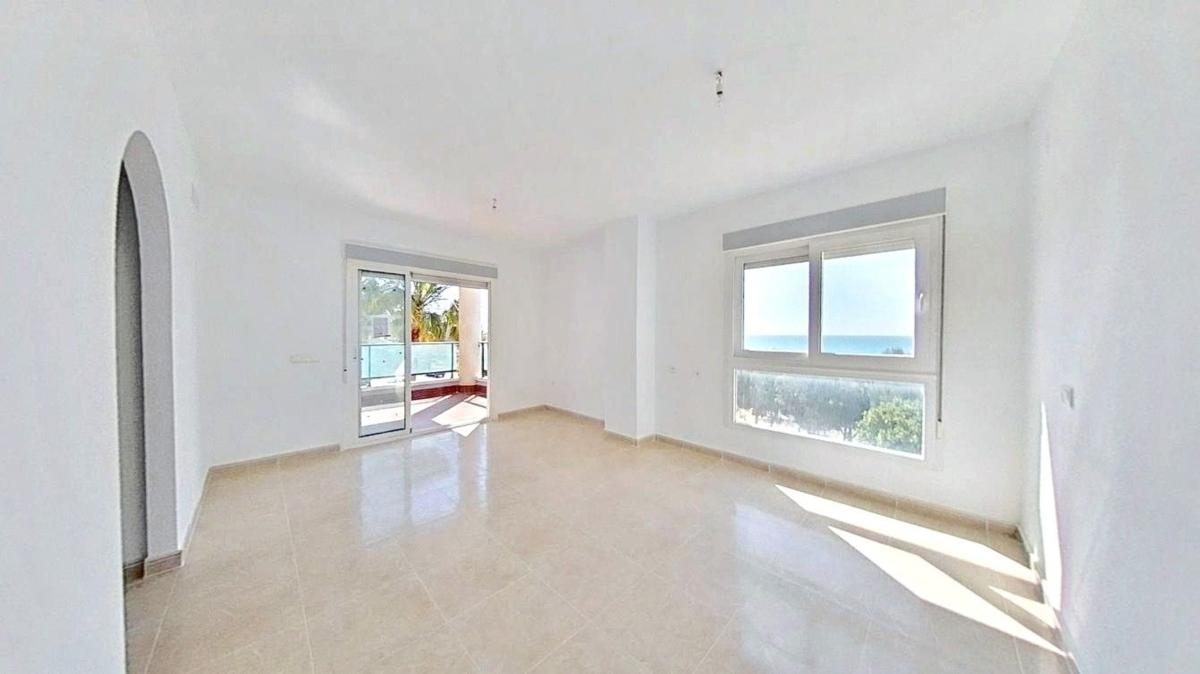 Sprzedaż mieszkania w Piso en Platja Vila Joiosa, La Villajoyosa / Vila Joiosa, La Villajoyosa / Vila Joiosa
photo 1
