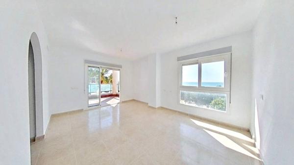 Sprzedaż mieszkania w Piso en Platja Vila Joiosa, La Villajoyosa / Vila Joiosa, La Villajoyosa / Vila Joiosa
photo 1