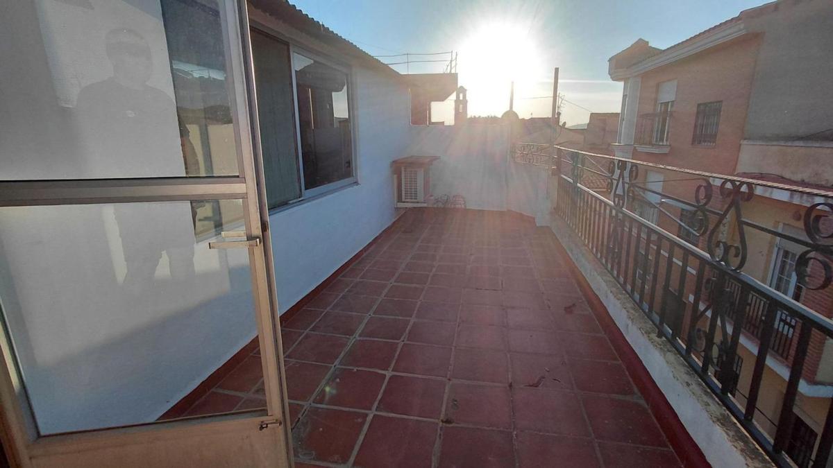Properties for sale and rent in Spain photo 1