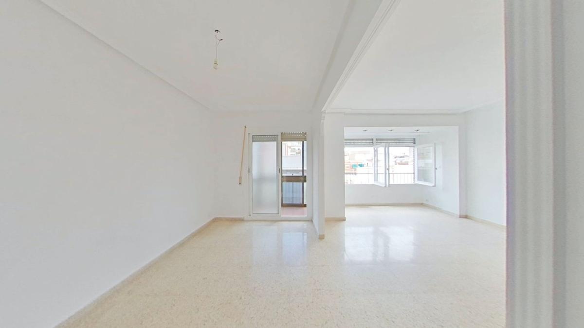 Sale of apartment in Piso en Carolinas Bajas, Alicante / Alacant, Alicante
 photo 3