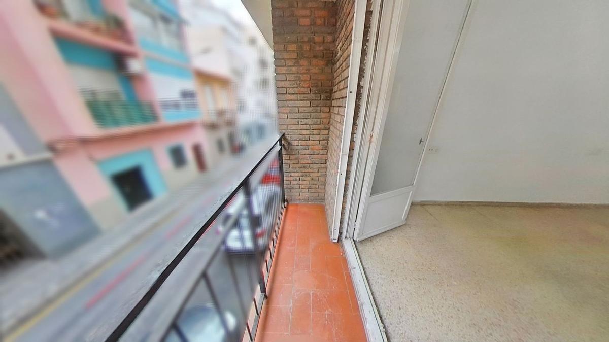 Sale of apartment in Piso en Carolinas Bajas, Alicante / Alacant, Alicante
photo 2