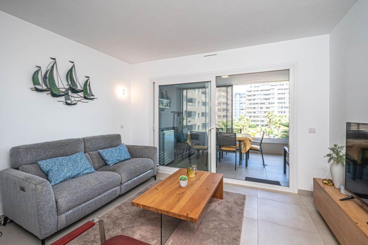 Продажа квартиры на Piso en Calle del Tornado, Punta Prima, Torrevieja, Торревьеха
photo 5