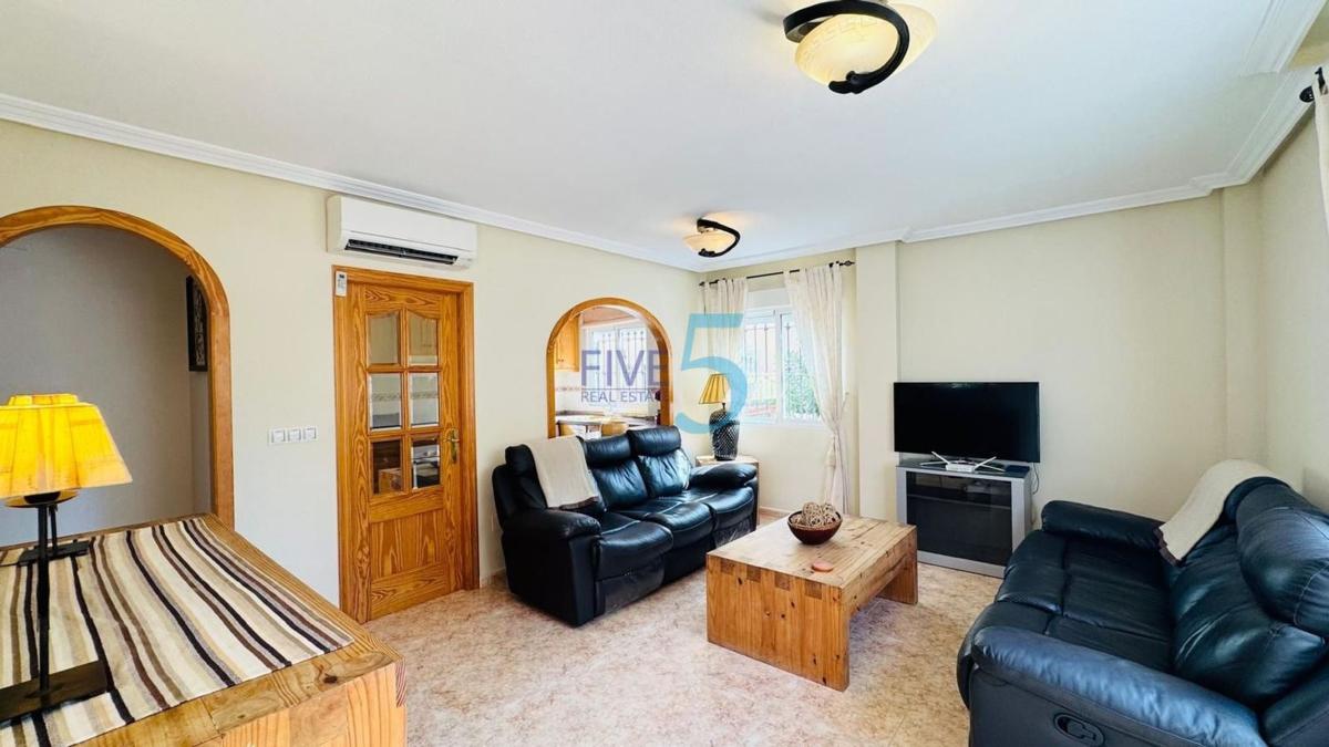 Продажа отдельного шале в  Casa o chalet en Torre de la Horadada, Pilar de la Horadada, Пилар де ла Орадада photo 3