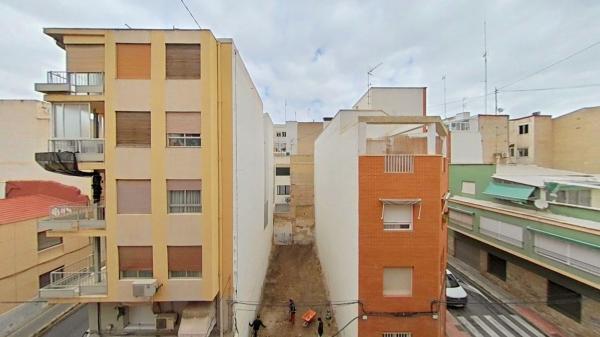 Sprzedaż mieszkania w Piso en Carolinas Bajas, Alicante / Alacant, Alicante / Alacant
thumbnail 3