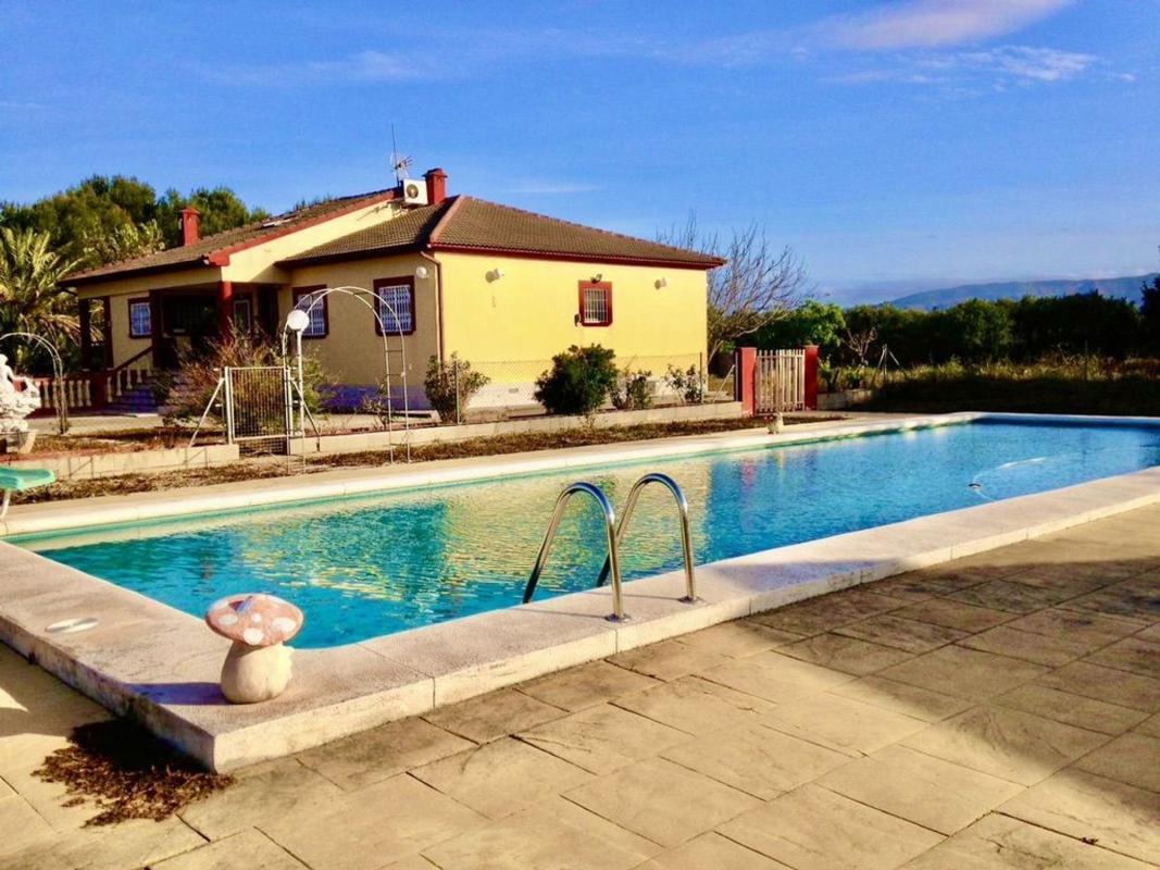 Properties for sale and rent in Spain photo 1