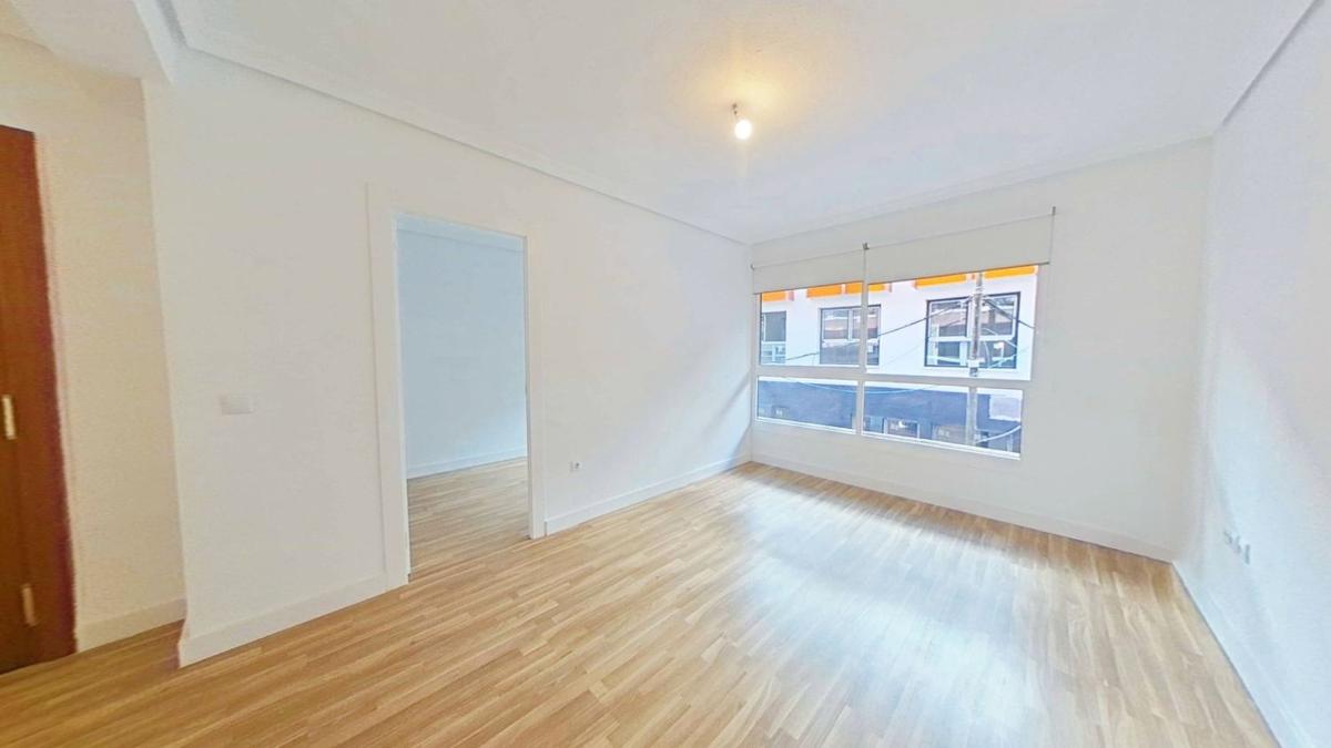 Sale of apartment in Piso en Carolinas Bajas, Alicante / Alacant, Alicante
 photo 3