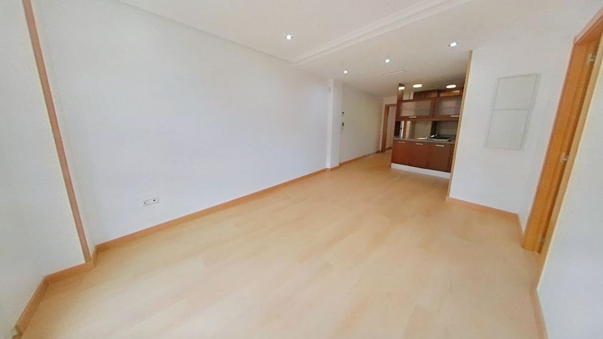 Venta de piso en Piso en Carolinas Bajas, Alicante / Alacant, Alicante / Alacant
photo 1