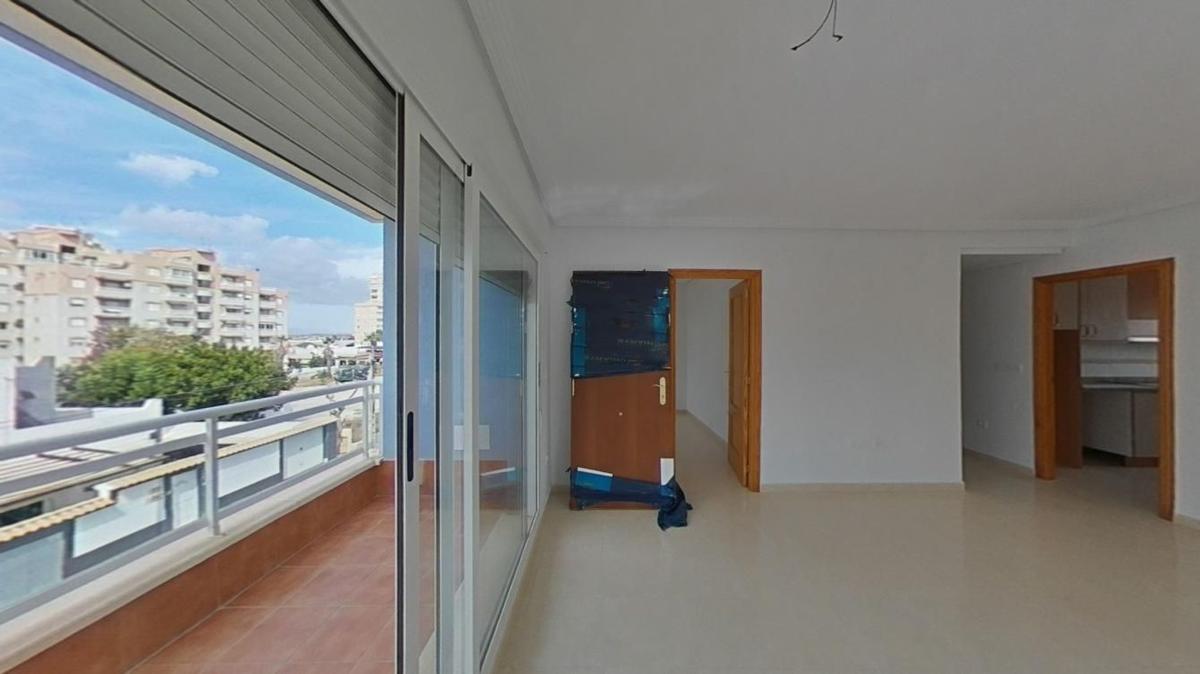 Продажа квартиры на Piso en Calle Santa Petra s/n, Nueva Torrevieja, Torrevieja, Торревьеха
 photo 3