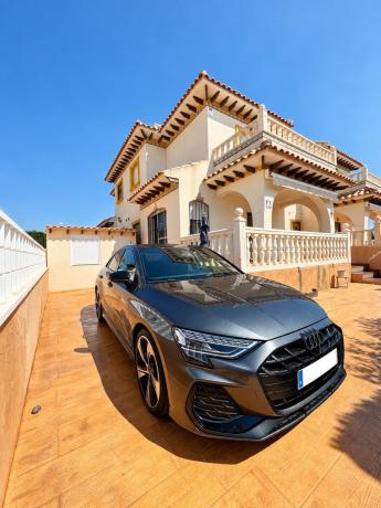 Chalet pareado en Lomas de Cabo Roig, Orihuela photo 1