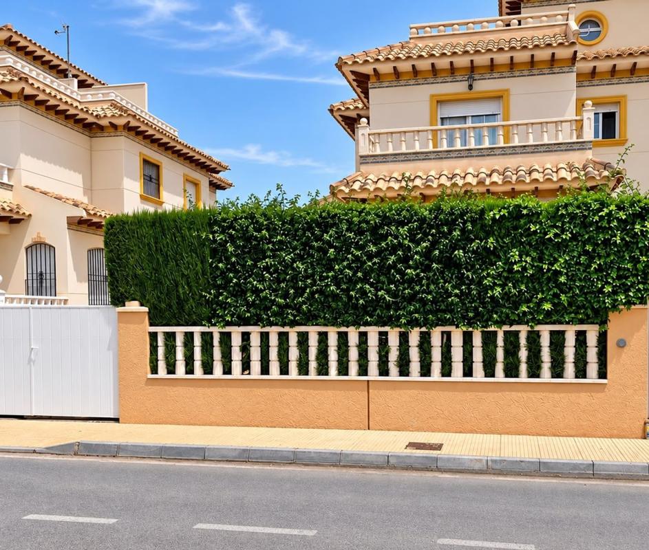Properties for sale and rent in Spain photo 2