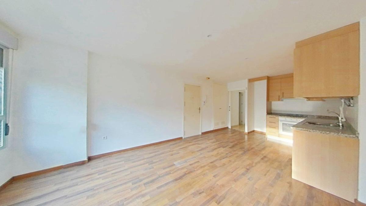 Sale of apartment in Piso en Carolinas Bajas, Alicante / Alacant, Alicante
 photo 2