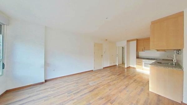 Sale of flat in Piso en Carolinas Bajas, Alicante / Alacant, Alicante
 photo 2