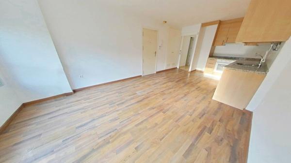 Sale of flat in Piso en Carolinas Bajas, Alicante / Alacant, Alicante
 photo 3