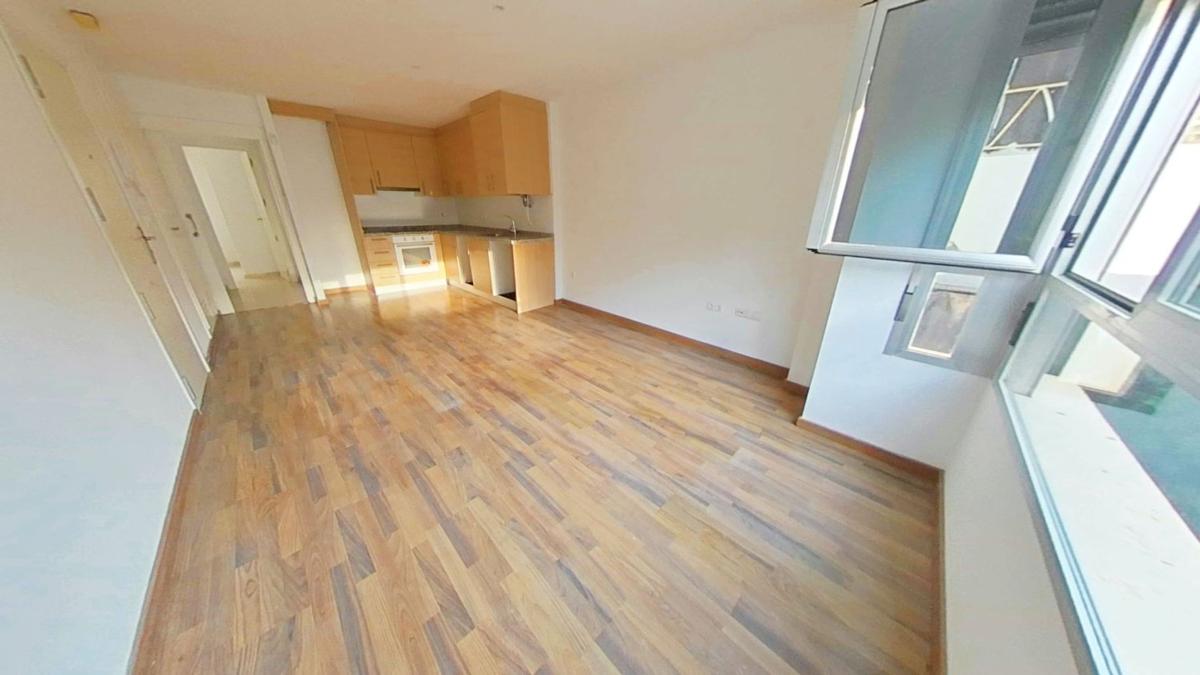 Sale of apartment in Piso en Carolinas Bajas, Alicante / Alacant, Alicante
 photo 5