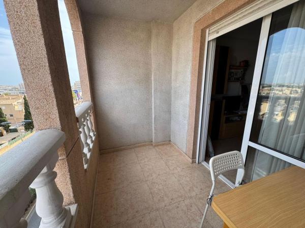 Sale of flat in Piso en Parque Acuático - Sector 25, Torrevieja, Torrevieja
 photo 2