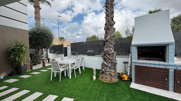 Chalet adosado en Avenida de Cuenca, 10, Lo Marabú, Rojales photo 4