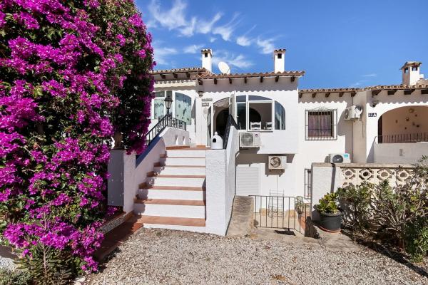 Casa o chalet independiente en Pinar de Advocat-Cometa, Moraira photo 1