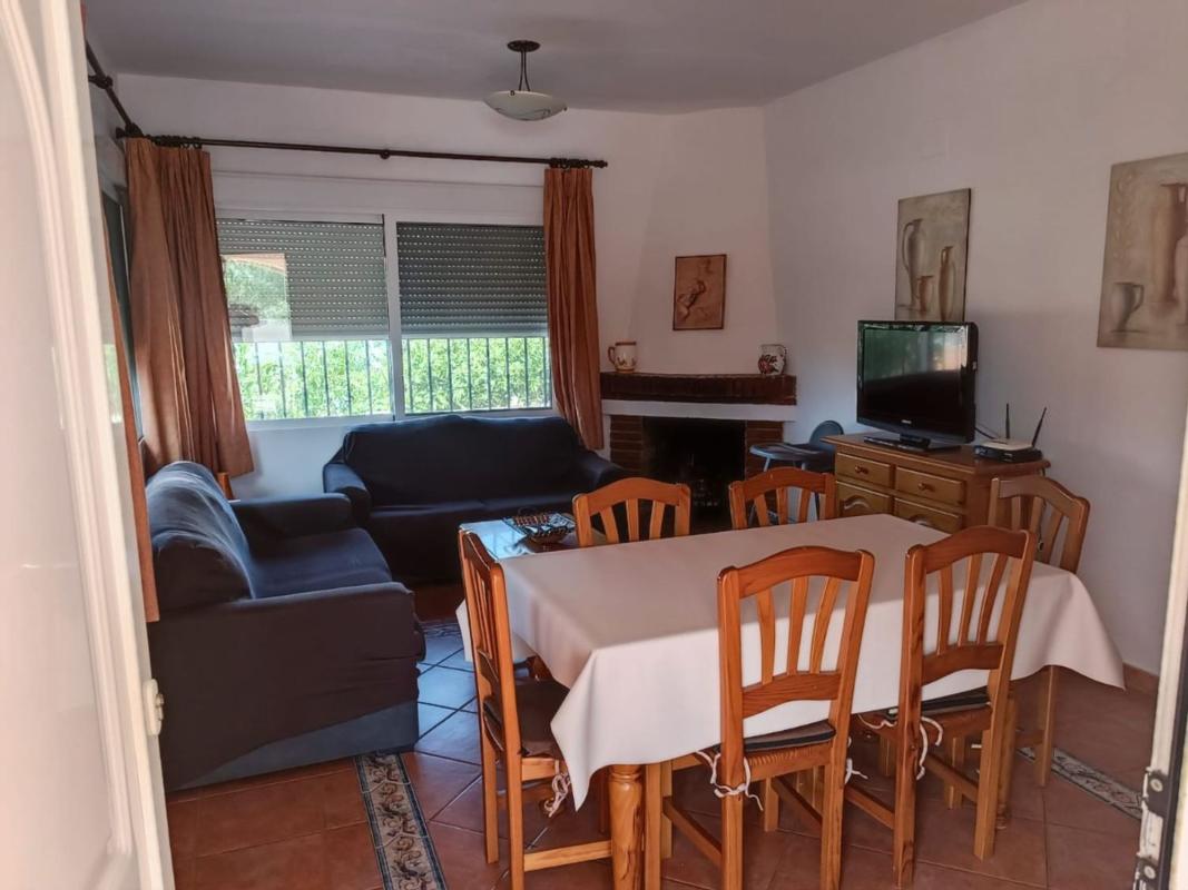 Sprzedaż niezależnego domku jednorodzinnego w  Casa o chalet en Calpe Pueblo, Calpe, Kalpe photo 2