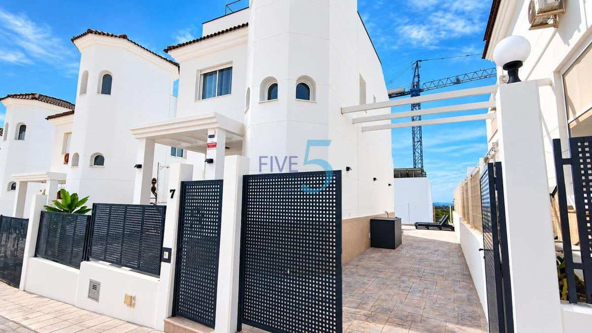 Продажа отдельного шале в Casa o chalet en San Fulgencio, Сан-Фульхенсио photo 5