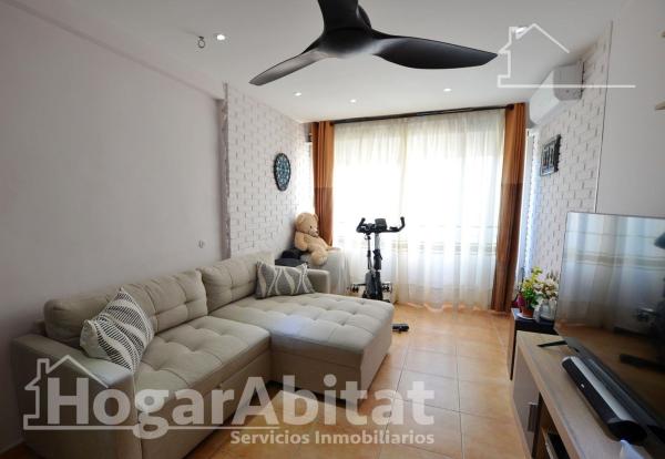Продажа квартиры на Piso en Calle Pintor Pedro Camacho, Ciudad Elegida, Alicante / Alacant, Аликанте / Алакант
photo 1