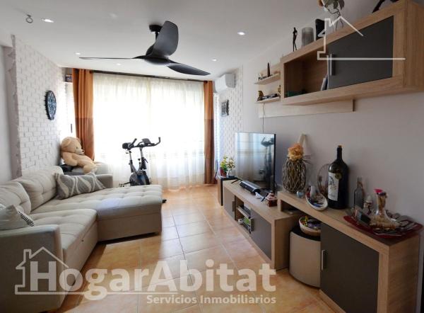Продажа квартиры на Piso en Calle Pintor Pedro Camacho, Ciudad Elegida, Alicante / Alacant, Аликанте / Алакант
thumbnail 2