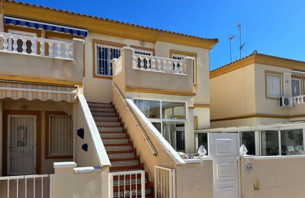 Аттик на продажу в Ático en Calle Niágara, 90, Playa Flamenca, Orihuela, Ориуэла photo 1