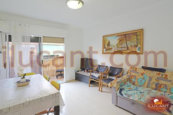 Продажа квартиры на Piso en Campoamor, Alicante / Alacant, Аликанте / Алакант
photo 1