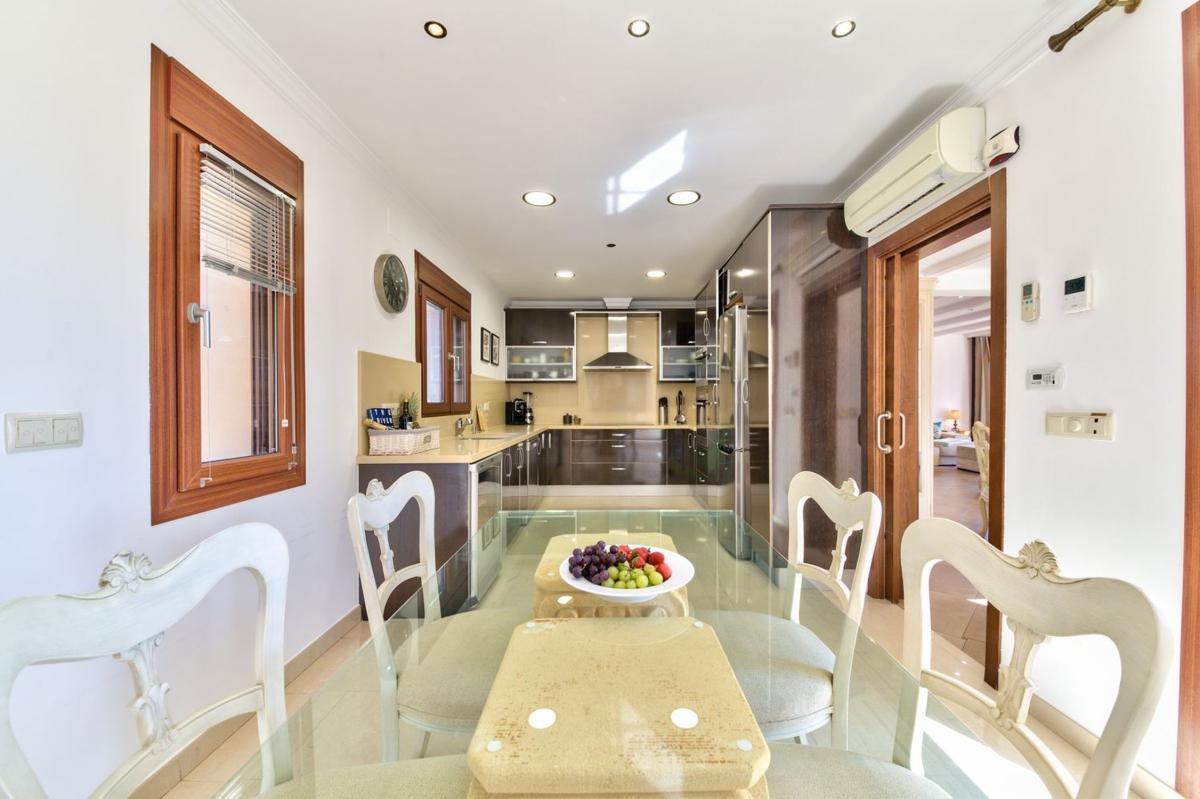 Properties for sale and rent in Spain photo 5