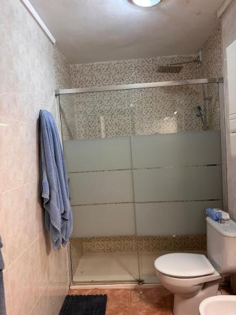 Продажа квартиры на Piso en Calle del Ingeniero Canales, 6, Plà del Bon Repòs-La Goteta, Alicante / Alacant, Аликанте / Алакант
thumbnail 3