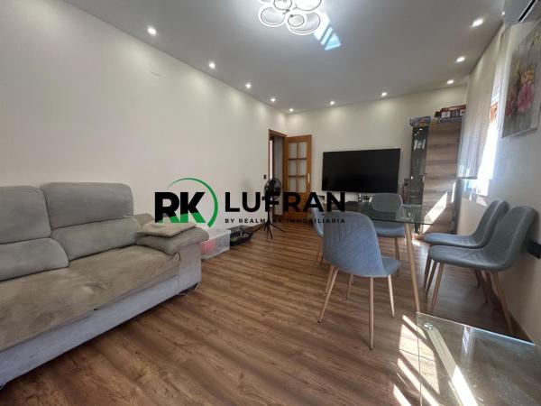 Продажа квартиры на Piso en Calle San Pablo, Carolinas Altas, Alicante / Alacant, Аликанте / Алакант
thumbnail 3