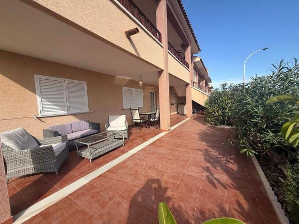 Chalet pareado en Avenida de Polonia, Mediterráneo-Novamar, Gran Alacant photo 3