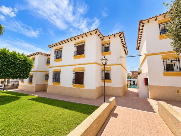 Продажа квартиры на Piso en Calle Estepa Blue Lagoon, 9, Blue Lagoon - Galán, San Miguel de Salinas, Сан-Мигель-де-Салинас
 photo 4