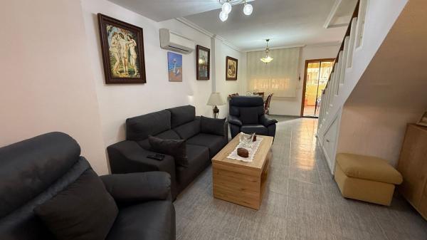 Casa o chalet independiente en Calle Nicolás de Bussi, Playa Flamenca, Orihuela photo 2