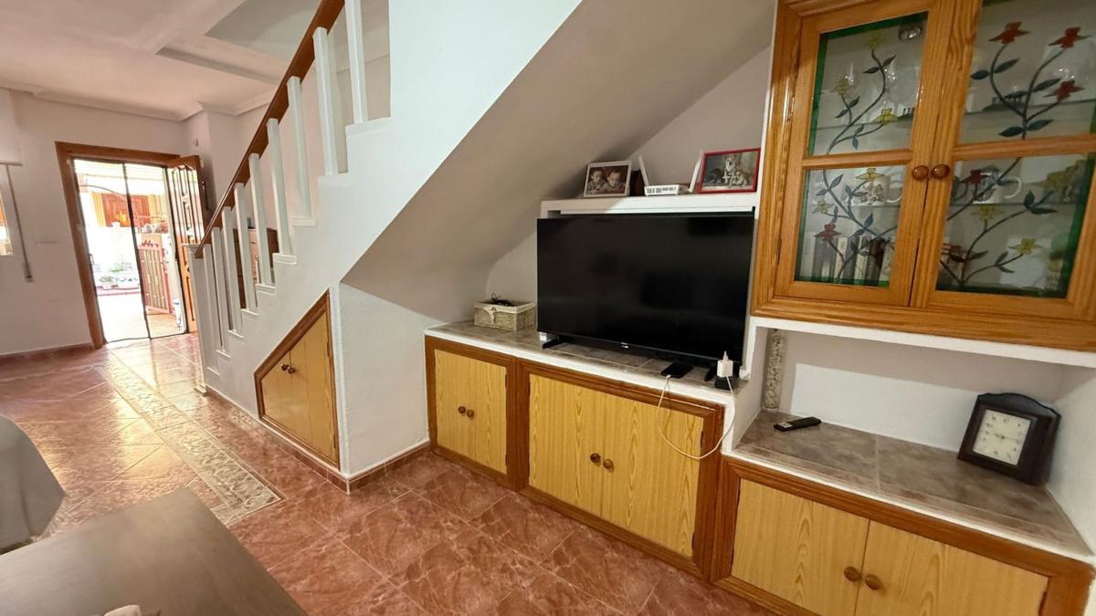 Properties for sale and rent in Spain photo 4