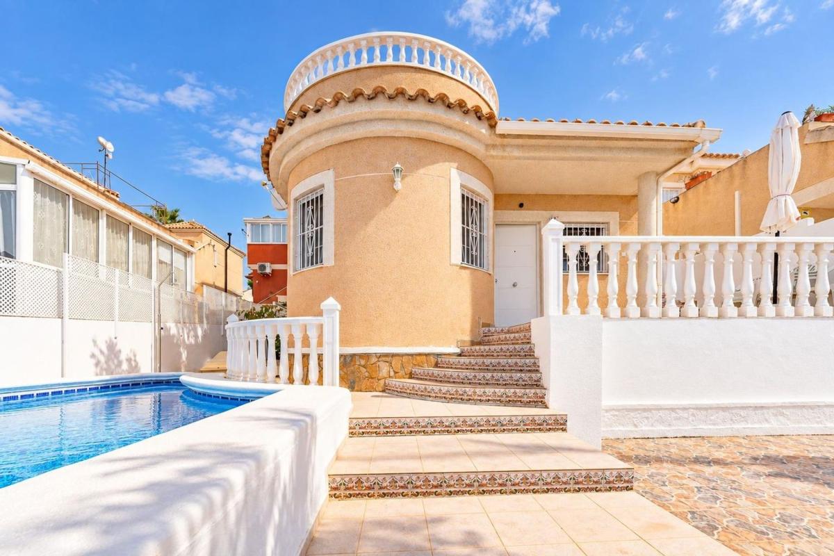 Propiedades en venta y alquiler en España photo 1