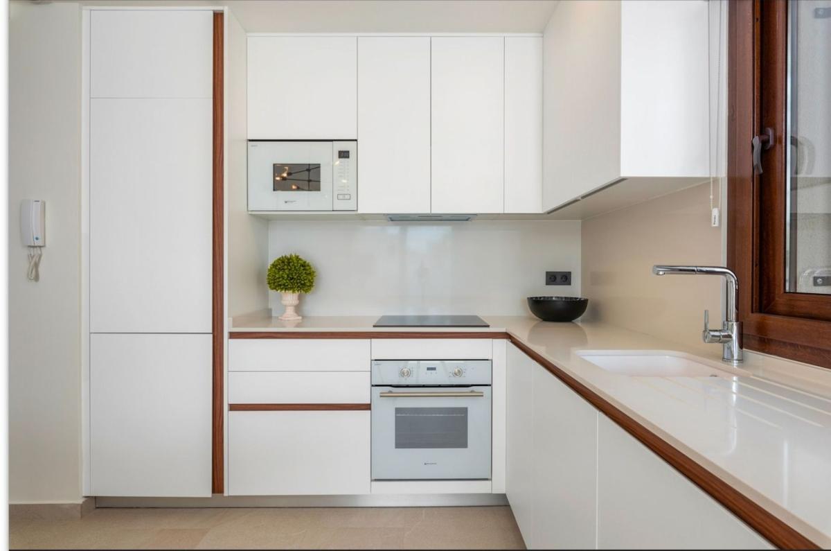 Продажа квартиры на Piso en Calle Laguna Rosa, 10, Los Balcones - Los Altos del Edén, Torrevieja, Торревьеха
photo 1