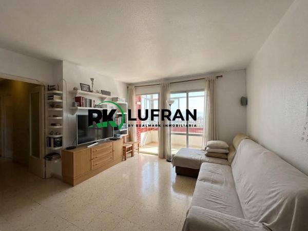 Sale of flat in Piso en Juan XXIII, Alicante / Alacant, Alicante
thumbnail 3