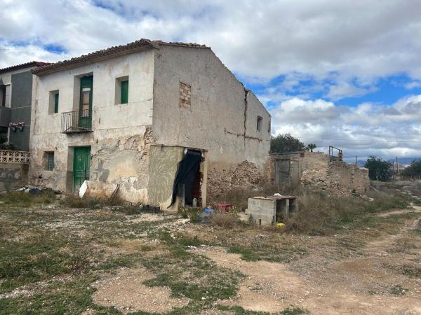 Продаётся загородный участок в Finca rústica en Camino de la Esparraguera, 65, La Huerta, Mutxamel , Мутхамель photo 1