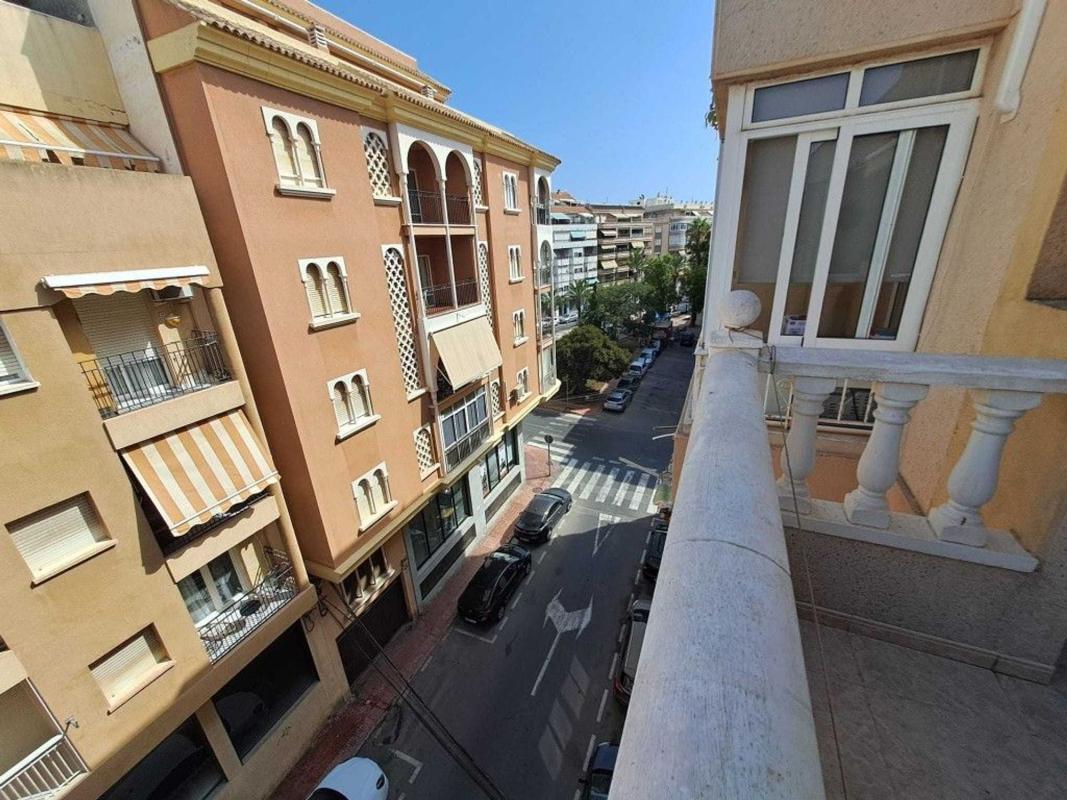 Продажа пентхауса на  Ático en Calle Concordia, Playa del Cura, Torrevieja, Торревьеха photo 2