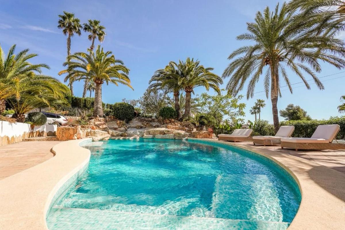 Properties for sale and rent in Spain photo 2
