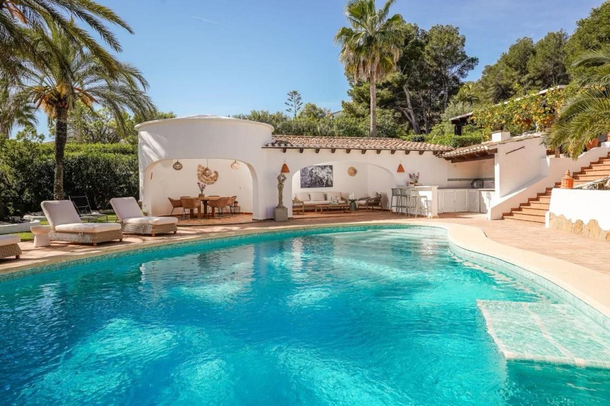 Properties for sale and rent in Spain photo 3